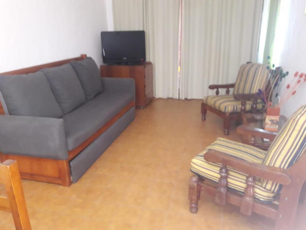 Departamentos Carlos Paz Bajada Al Lago ヴィラ・カルロス・パス エクステリア 写真